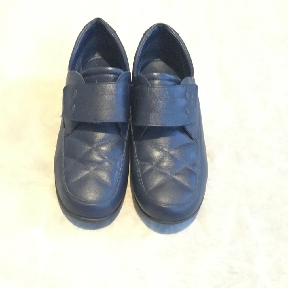 Dr. Scholl’s shoes